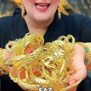Gold bracelet