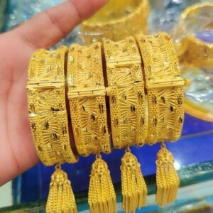 Gold bracelet