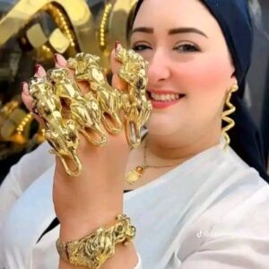 Gold bracelet